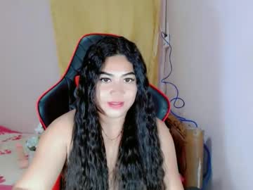 Hottie_Sexyslut Chaturbate stream image from August 01, 2025