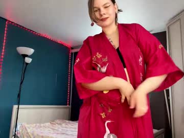Mackenzierodino Chaturbate stream image from August 01, 2025