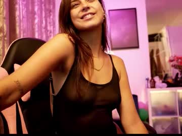 Sarissacandy Chaturbate stream image from August 01, 2025