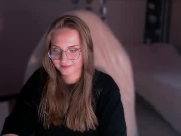 Avelisa Chaturbate stream image from August 01, 2025