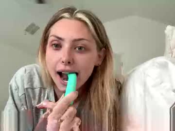 Madirose69 Chaturbate stream image from August 01, 2025