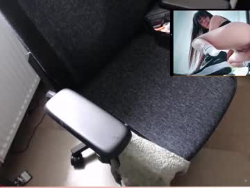Leumas742 Chaturbate stream image from August 01, 2025