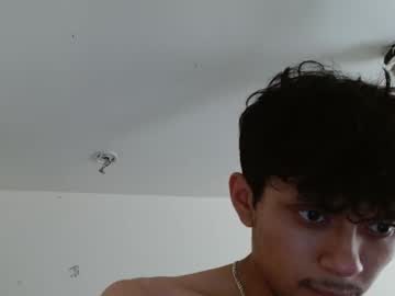 Fubaru31411 Chaturbate stream image from August 01, 2025