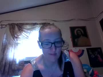 Truckerswifetobe Chaturbate stream image from August 01, 2025