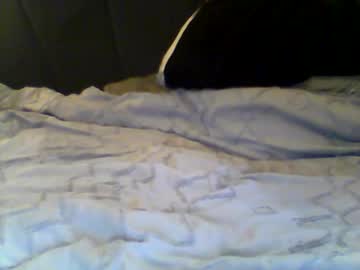 Cumminginpinkpanties Chaturbate stream image from August 01, 2025