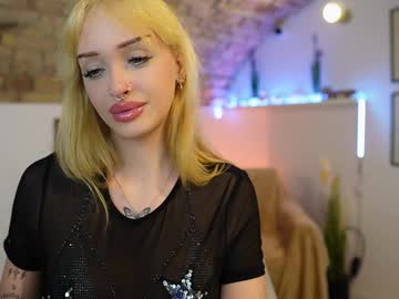 Gia_Storm_ Chaturbate stream image from August 01, 2025