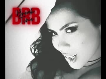Kaia_Bellucci Chaturbate stream image from August 01, 2025