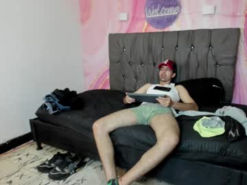 Juanpablo_Latinboy Chaturbate stream image from August 01, 2025