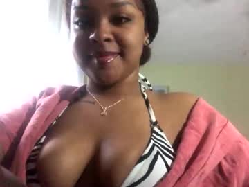 Lolabaee Chaturbate stream image from August 01, 2025