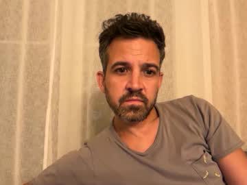 Tryerrrr32 Chaturbate stream image from August 01, 2025