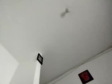 Frnnd1214 Chaturbate stream image from August 01, 2025