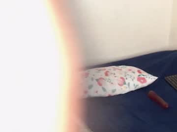 Gi_Grace33 Chaturbate stream image from August 02, 2025