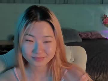 Bridgetbottrel Chaturbate stream image from August 02, 2025