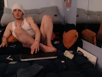 Dunkinshadedonuts Chaturbate stream image from August 02, 2025