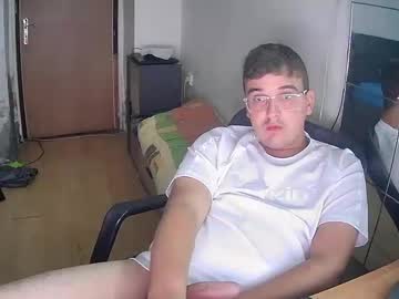 Lukashorkel22 Chaturbate stream image from August 02, 2025
