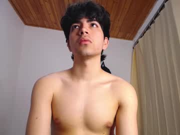 Olliver_Twink Chaturbate stream image from August 02, 2025