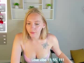 Emily_Sunnyss Chaturbate stream image from August 02, 2025