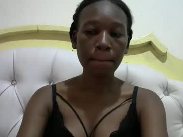 Baevee Chaturbate stream image from August 02, 2025