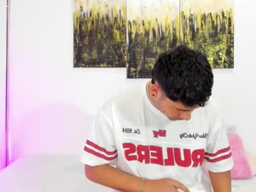 Andyff_ Chaturbate stream image from August 02, 2025