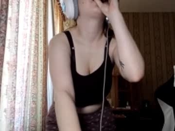 Yvonebaudoin Chaturbate stream image from August 02, 2025