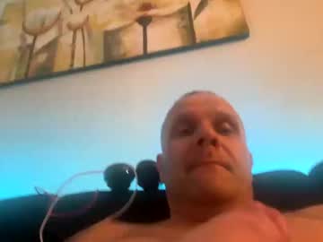Assluv11 Chaturbate stream image from August 02, 2025