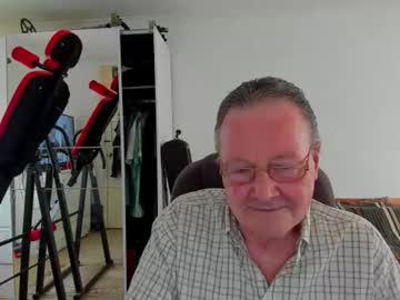 Crockett2211 Chaturbate stream image from August 02, 2025