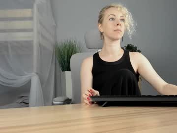 Lylithskye Chaturbate stream image from August 02, 2025