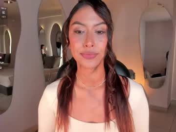 Arianadumont Chaturbate stream image from August 02, 2025