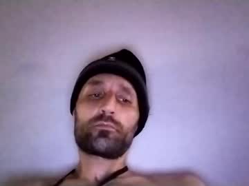 Lilrvsavage93 Chaturbate stream image from August 02, 2025