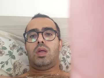 Max1990hot Chaturbate stream image from August 02, 2025