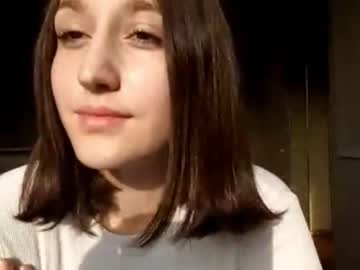 Mellisaheydt Chaturbate stream image from August 02, 2025