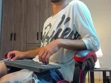 Tayer_Bennet Chaturbate stream image from August 02, 2025