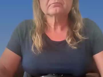 Marta_Mannheim Chaturbate stream image from August 02, 2025