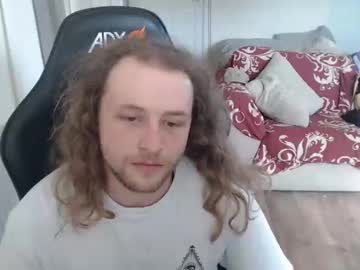 Averagehd Chaturbate stream image from August 02, 2025