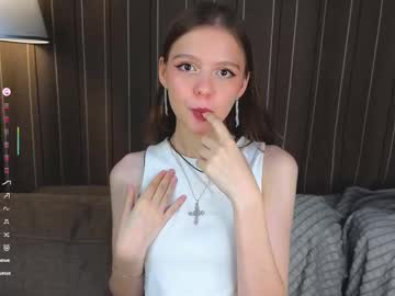 Pickmy Chaturbate stream image from August 02, 2025