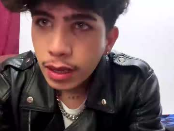 Lylebennett_ Chaturbate stream image from August 02, 2025