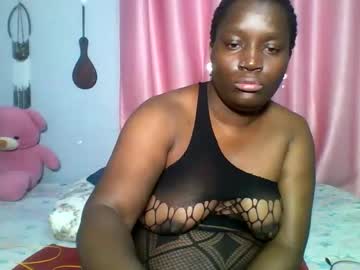 Carameltwo Chaturbate stream image from August 02, 2025