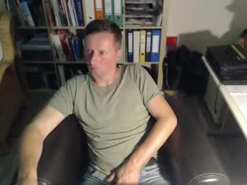 Maddmax8 Chaturbate stream image from August 02, 2025