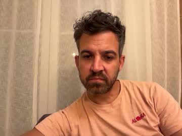 Tryerrrr32 Chaturbate stream image from August 02, 2025