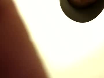 Bzerck Chaturbate stream image from August 03, 2025