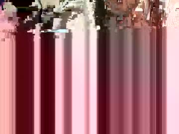 Mikeandcolie Chaturbate stream image from August 03, 2025