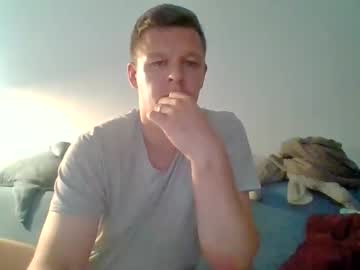 Bluealpakka Chaturbate stream image from August 03, 2025