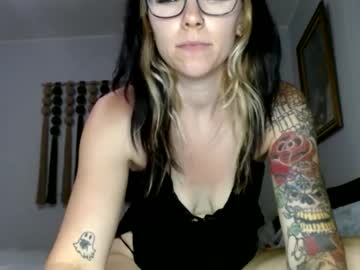Willowwaters Chaturbate stream image from August 03, 2025