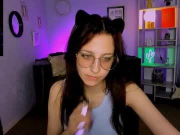 Adalina_Summer Chaturbate stream image from August 03, 2025