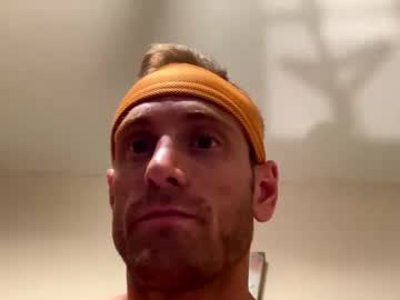 Skyywithlove1409 Chaturbate stream image from August 03, 2025