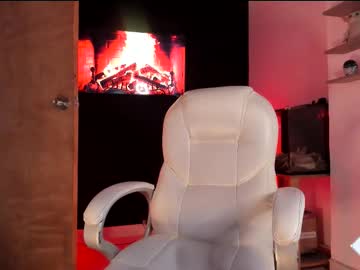 Kingbear777 Chaturbate stream image from August 03, 2025