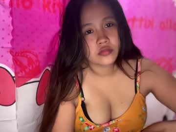 Sweetlyx Chaturbate stream image from August 03, 2025