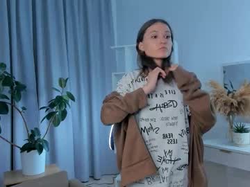 Latonyamehrtens Chaturbate stream image from August 03, 2025