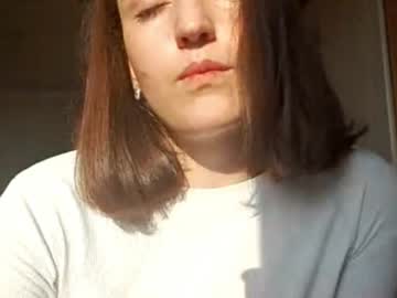 Mellisaheydt Chaturbate stream image from August 03, 2025