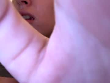 Bthornton03 Chaturbate stream image from August 03, 2025